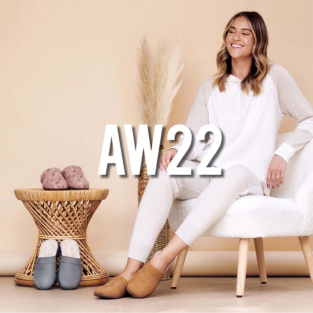 AW22